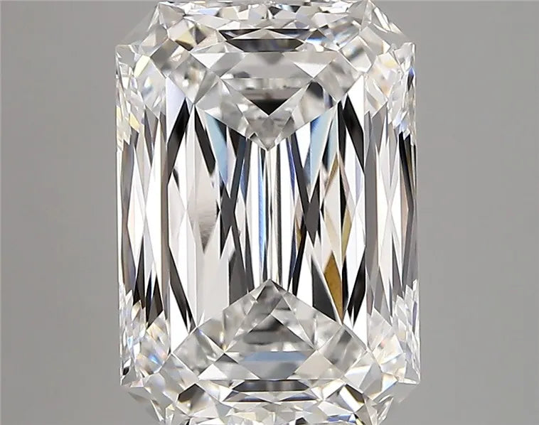 5.25ct Radiant Lab Grown Diamond (Colour D, Clarity VVS2, IGI Certified)